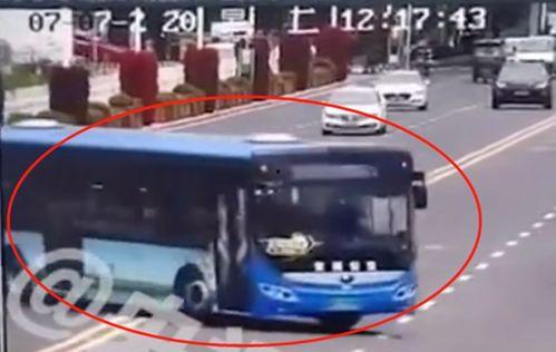 贵州大巴爆料事件视频大全,视频揭露惊人真相  第2张